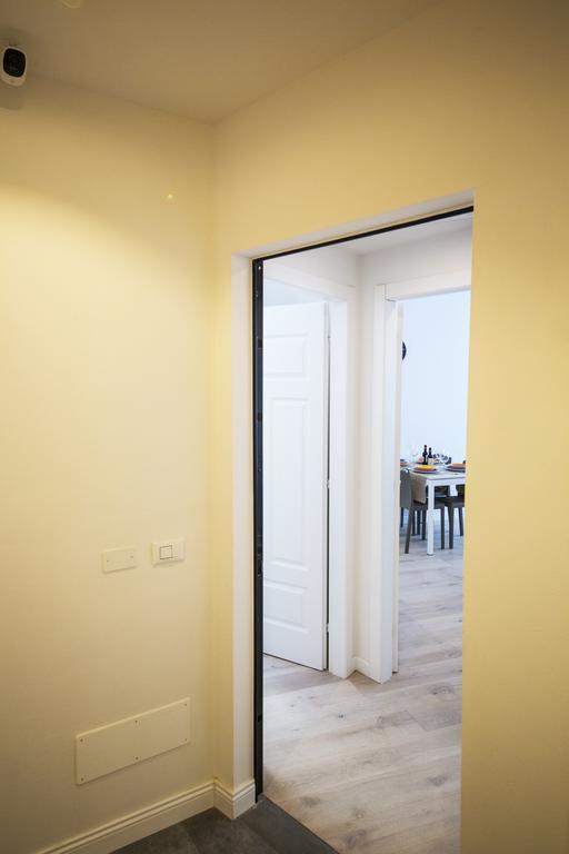 Twobros Apartment Флоренция Екстериор снимка