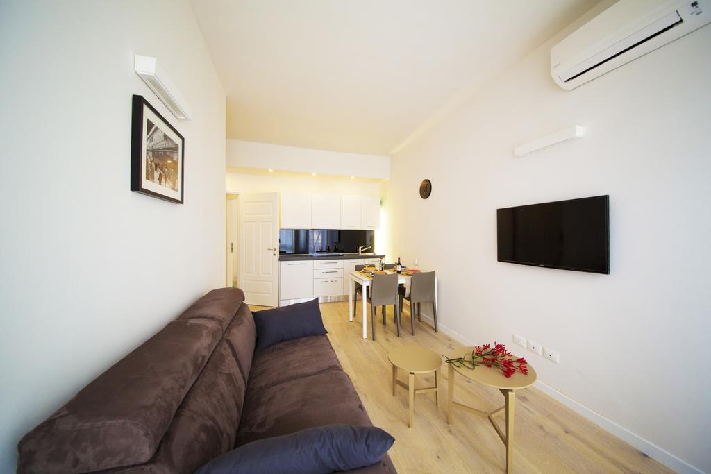 Twobros Apartment Флоренция Екстериор снимка